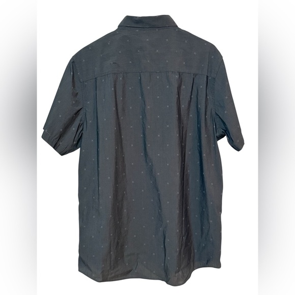 Travis Mathew Men's XL Grey Short Sleeve Button Down Cotton Shirt - Picture 3 of 3